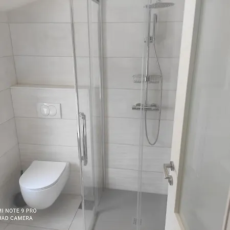 بيت للعطل Apartma View 2 كوبر